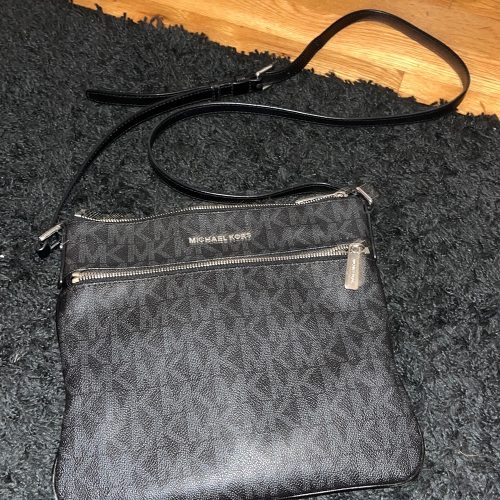 MICHAEL KORS crossbody